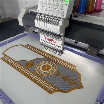 Počítačový výšivkový stroj s jednou hlavou 12-15 ihiel veľkej oblasti 500-800 klobúkov/oblečenia Nigéria Nigéria nesúci nový